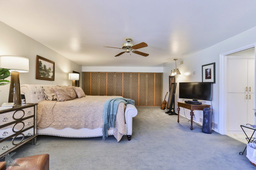 Primary bedroom - 1450 Tanglewood, Abilene, TX 79605
